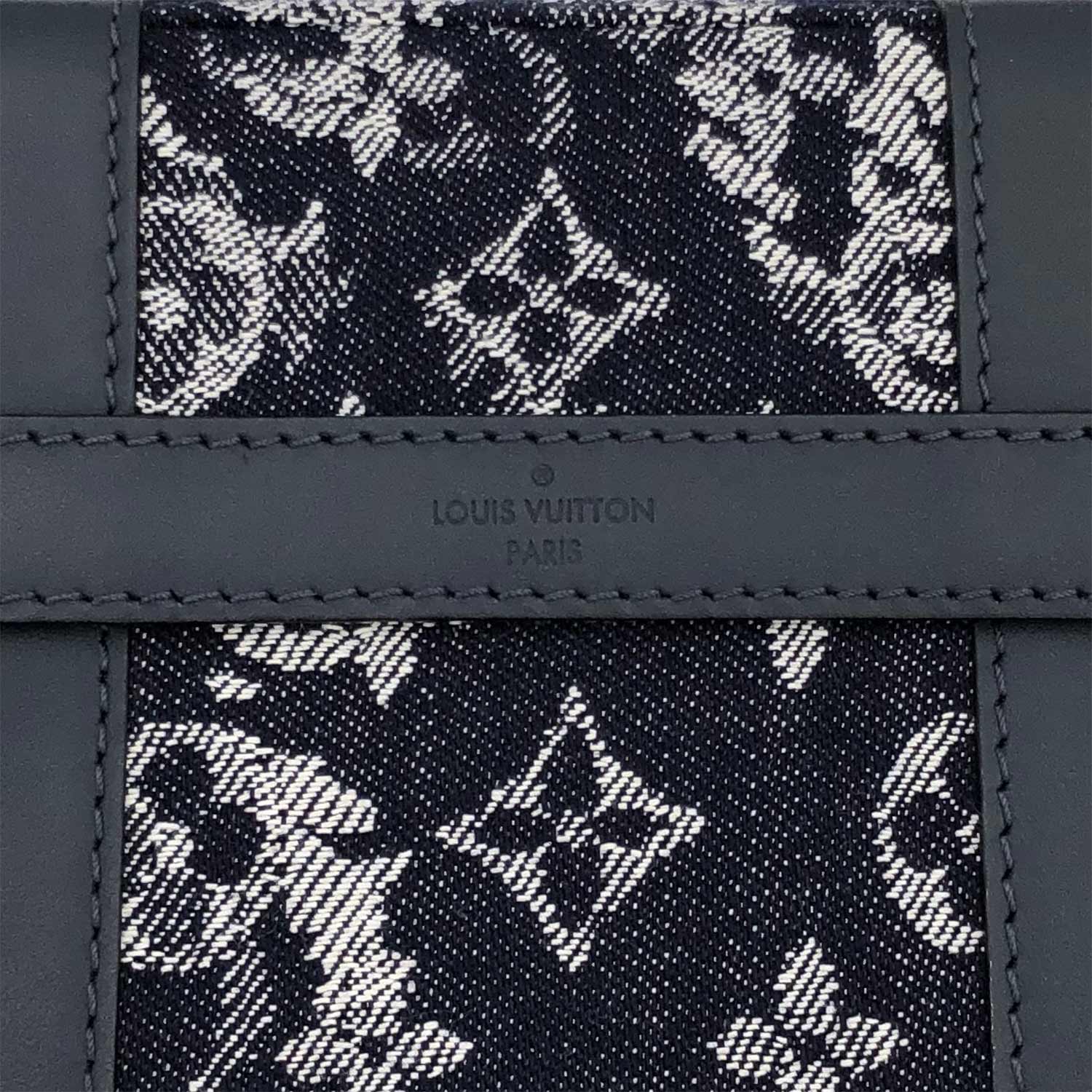 Louis Vuitton LV bumbag tapestry new Blue Cotton ref.238787 - Joli Closet