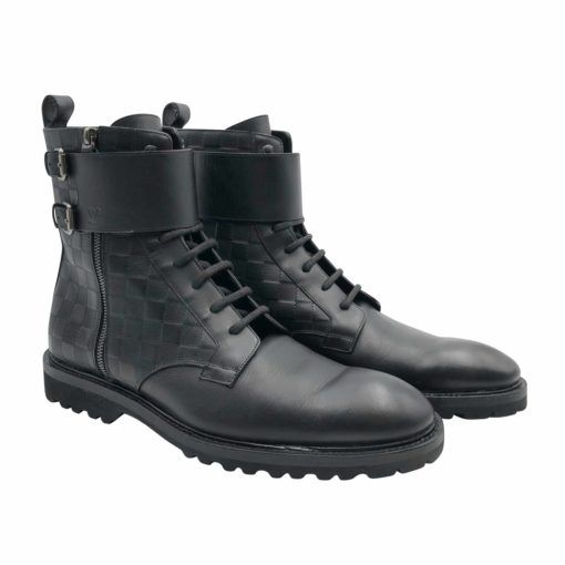 Louis Vuitton boots in black leather with damier