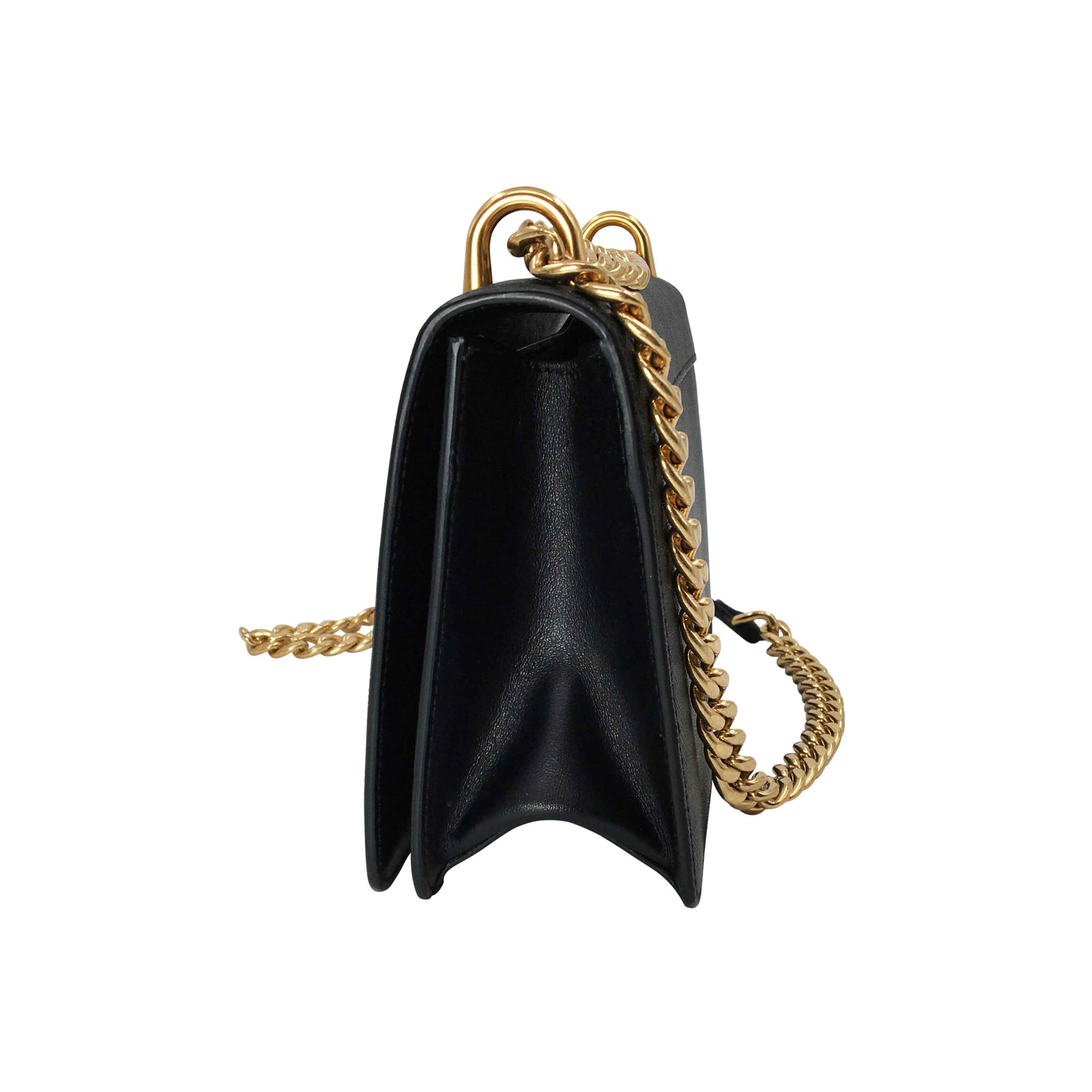 Prada Pattina mini bag in black saffiano leather GHW - DOWNTOWN UPTOWN  Genève